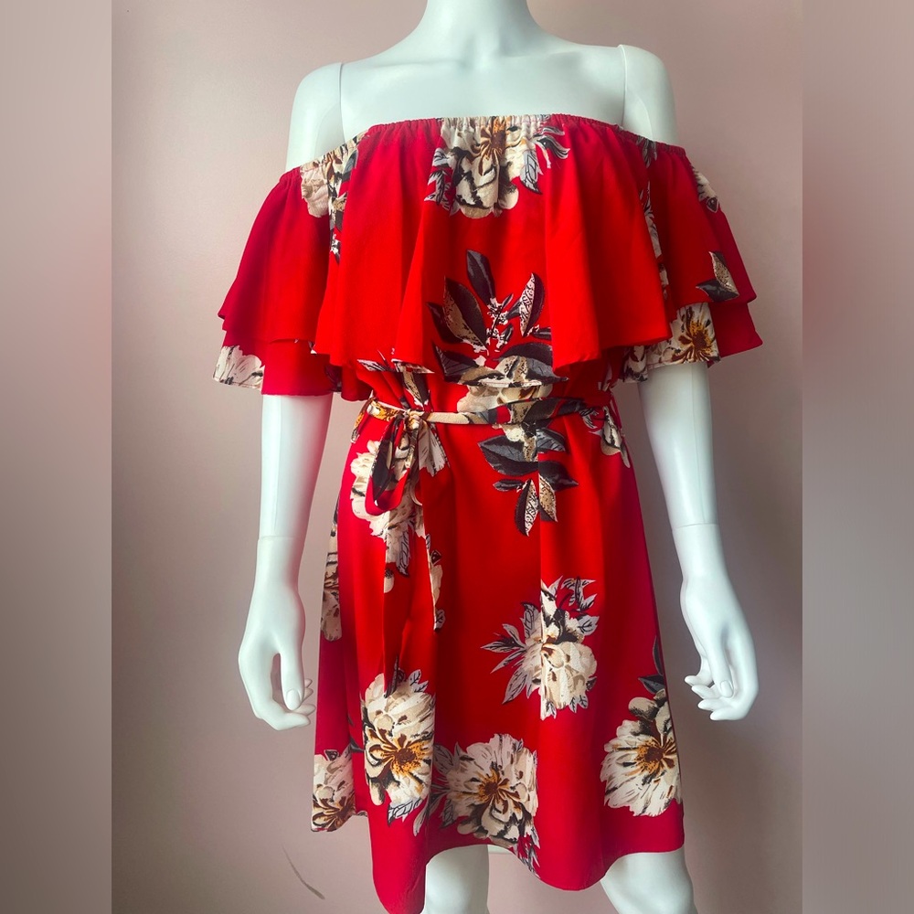 Women’s versatile lightweight summer dress. Red. Flower print.